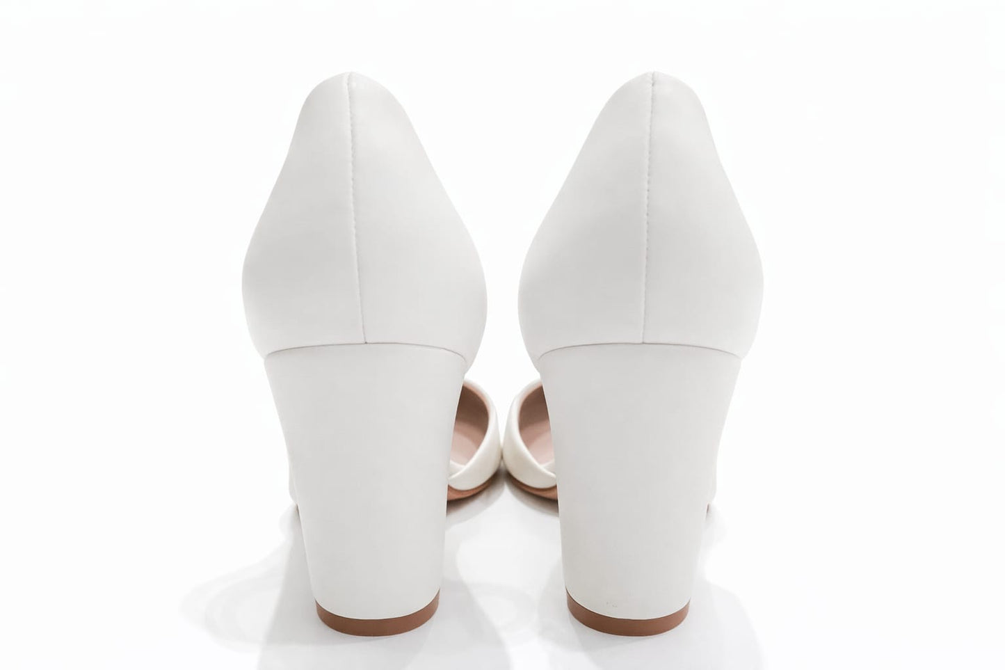 Stiletto dorsay tacón grueso 9 cm