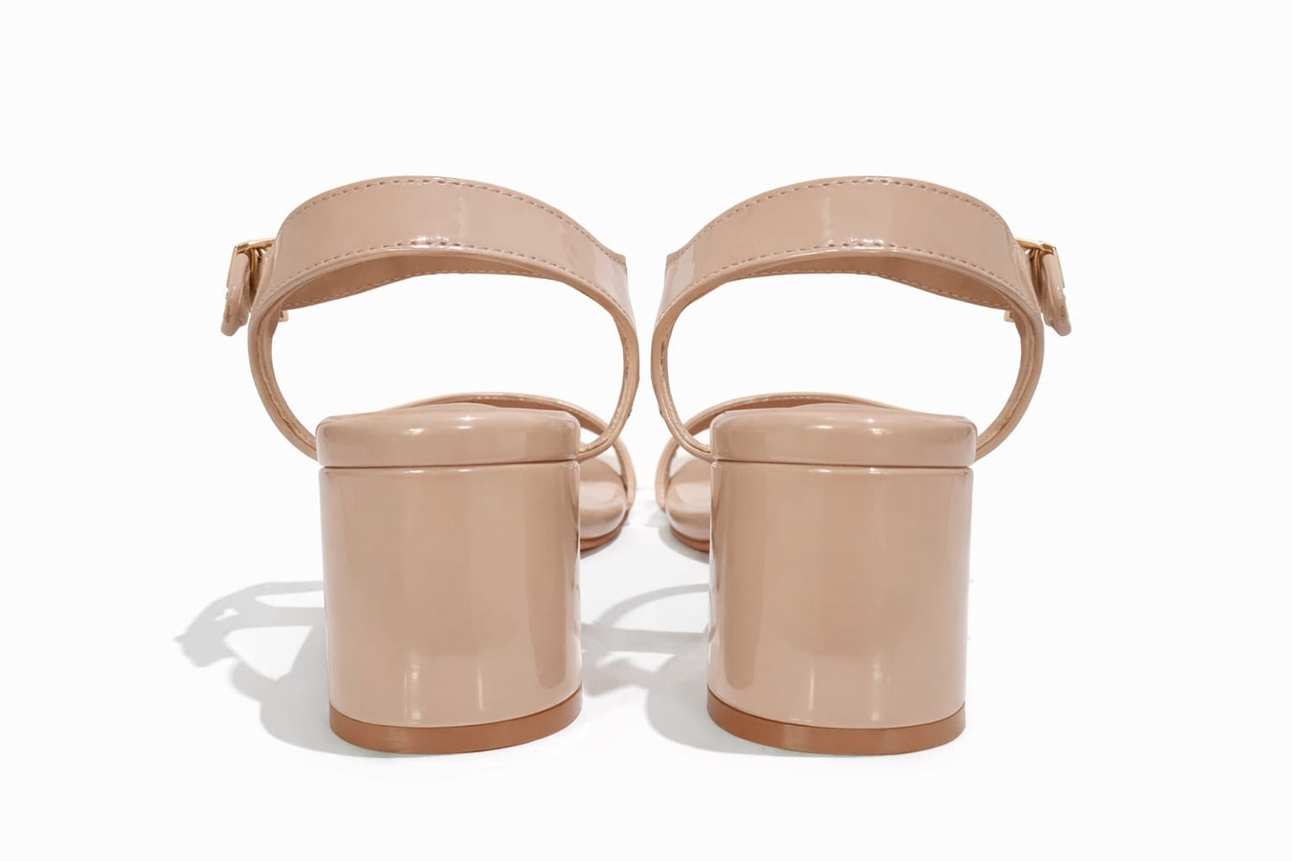 Sandalia Taco x5 Charol Nude