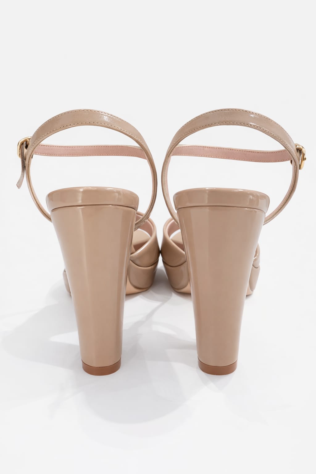 Sandalia Amalfi para mujer Charol Galleta