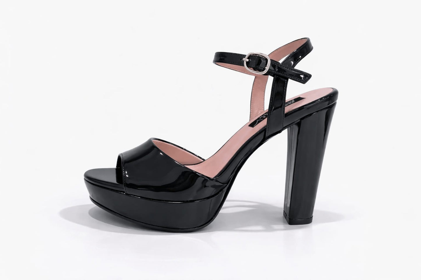 Sandalia Amalfi para mujer negro charol