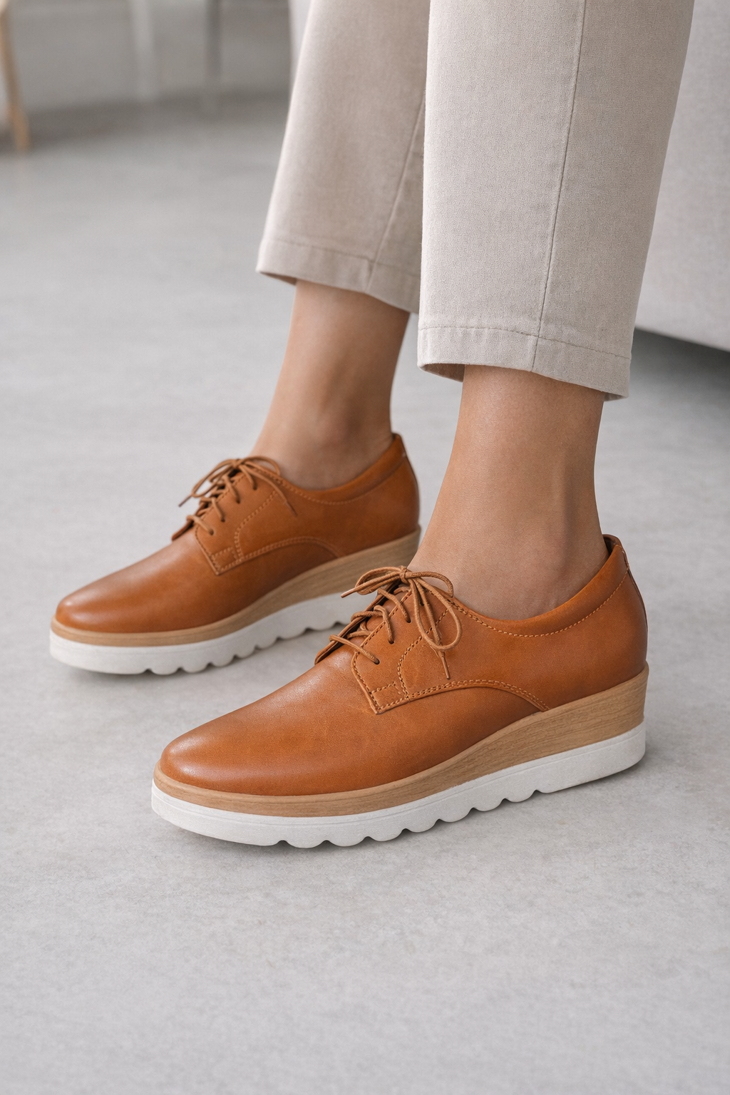 Zapatilla Oxford plataforma %100 cuero vacuno Vilma
