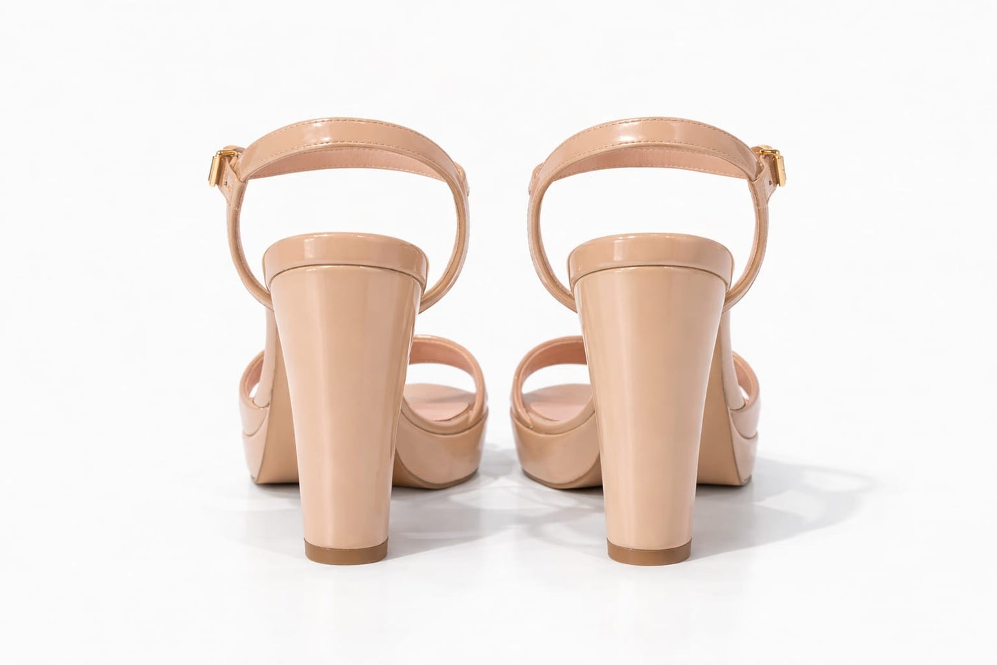 Sandalia Capri para mujer Galleta Charol